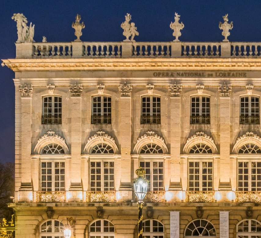 Opéra national de Lorraine éclairé de nuit